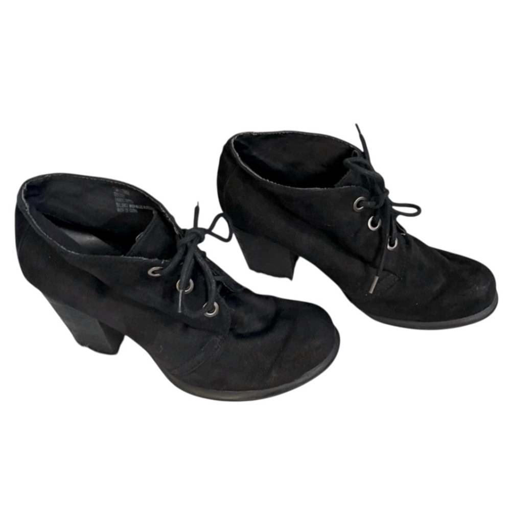Mia Women’s Faux Suede Black Ankle Lace Up Block Heel Boots Sz 7.5